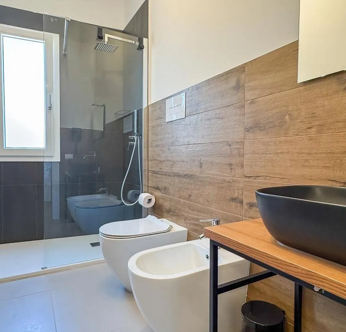 Tevergad Suites & Rooms 泰拉西尼 0*,  意大利