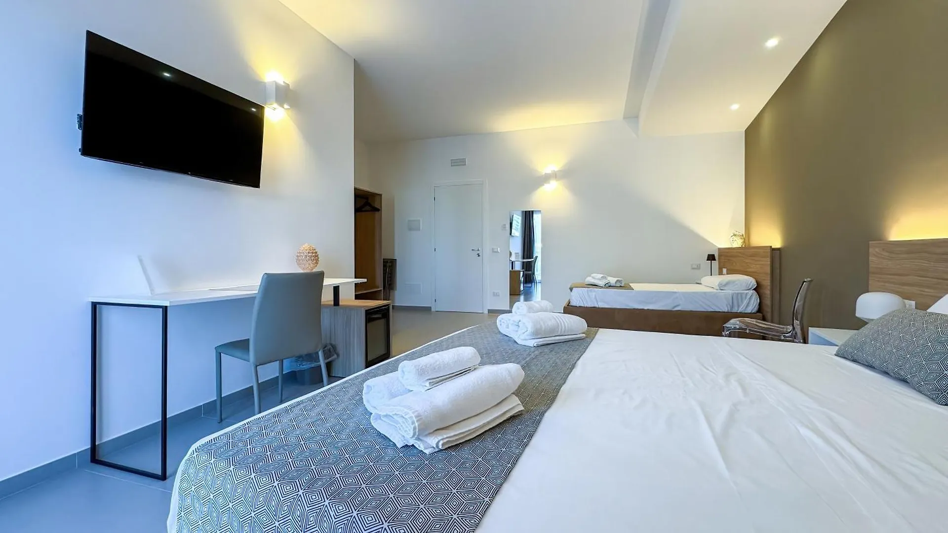 Bed & Breakfast Tevergad Suites & Rooms Terrasini Italy