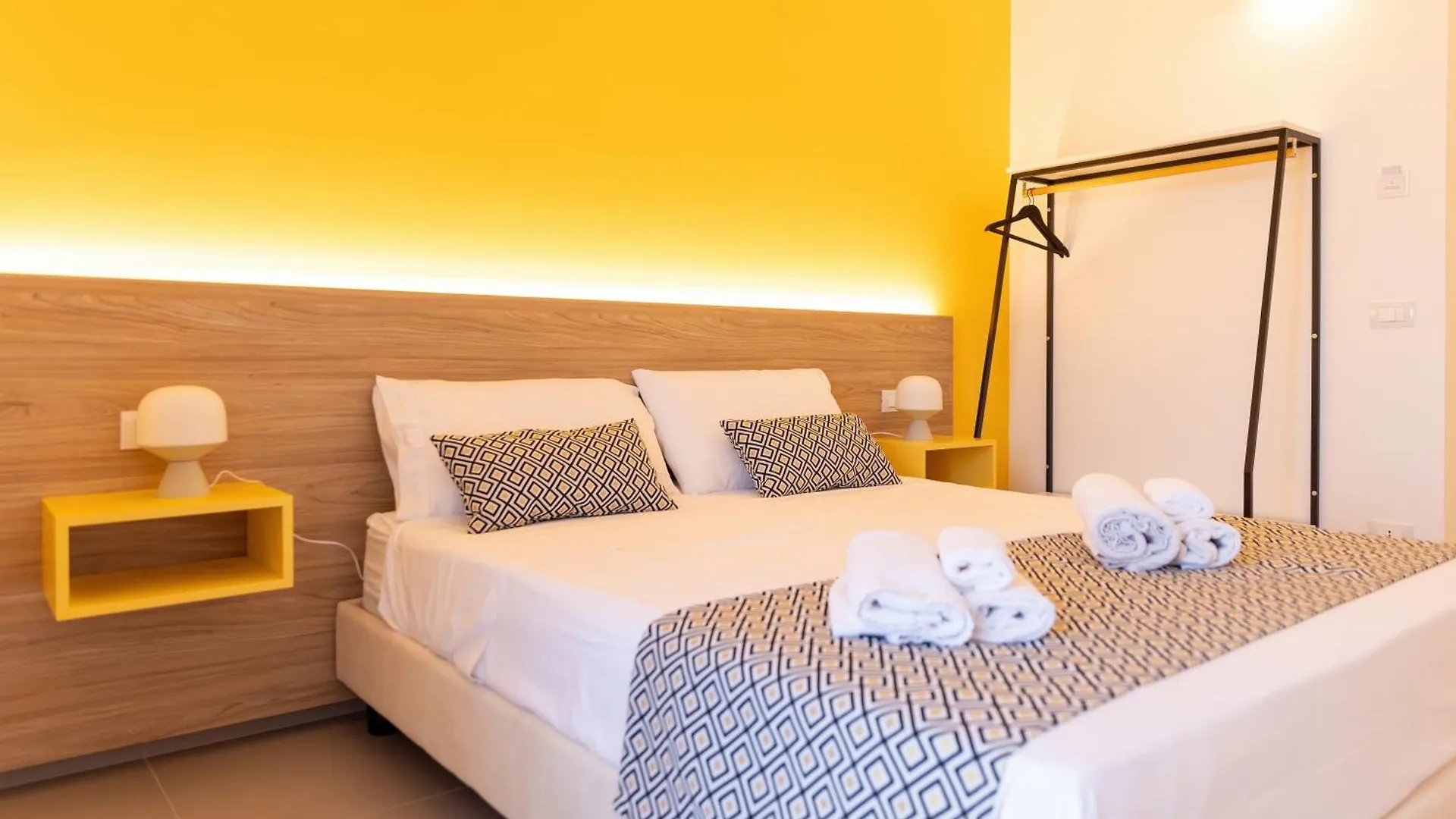 Tevergad Suites & Rooms Terrasini
