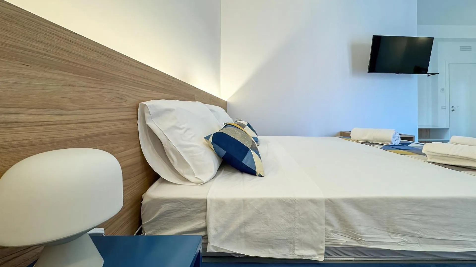 Tevergad Suites & Rooms Terrasini 0*,
