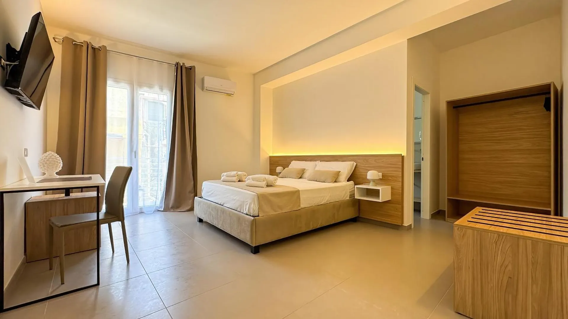 Tevergad Suites & Rooms Terrasini Couette-café