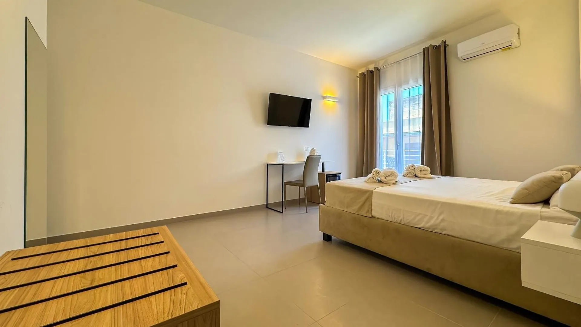 Couette-café Tevergad Suites & Rooms Terrasini Italie
